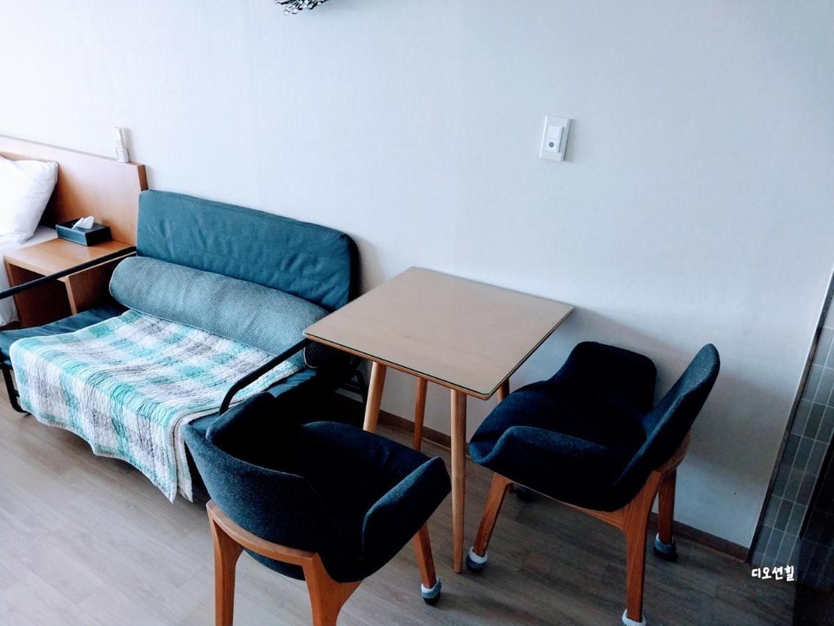 Jeju The Ocean Hill Pension مدينة سيوجويبو المظهر الخارجي الصورة