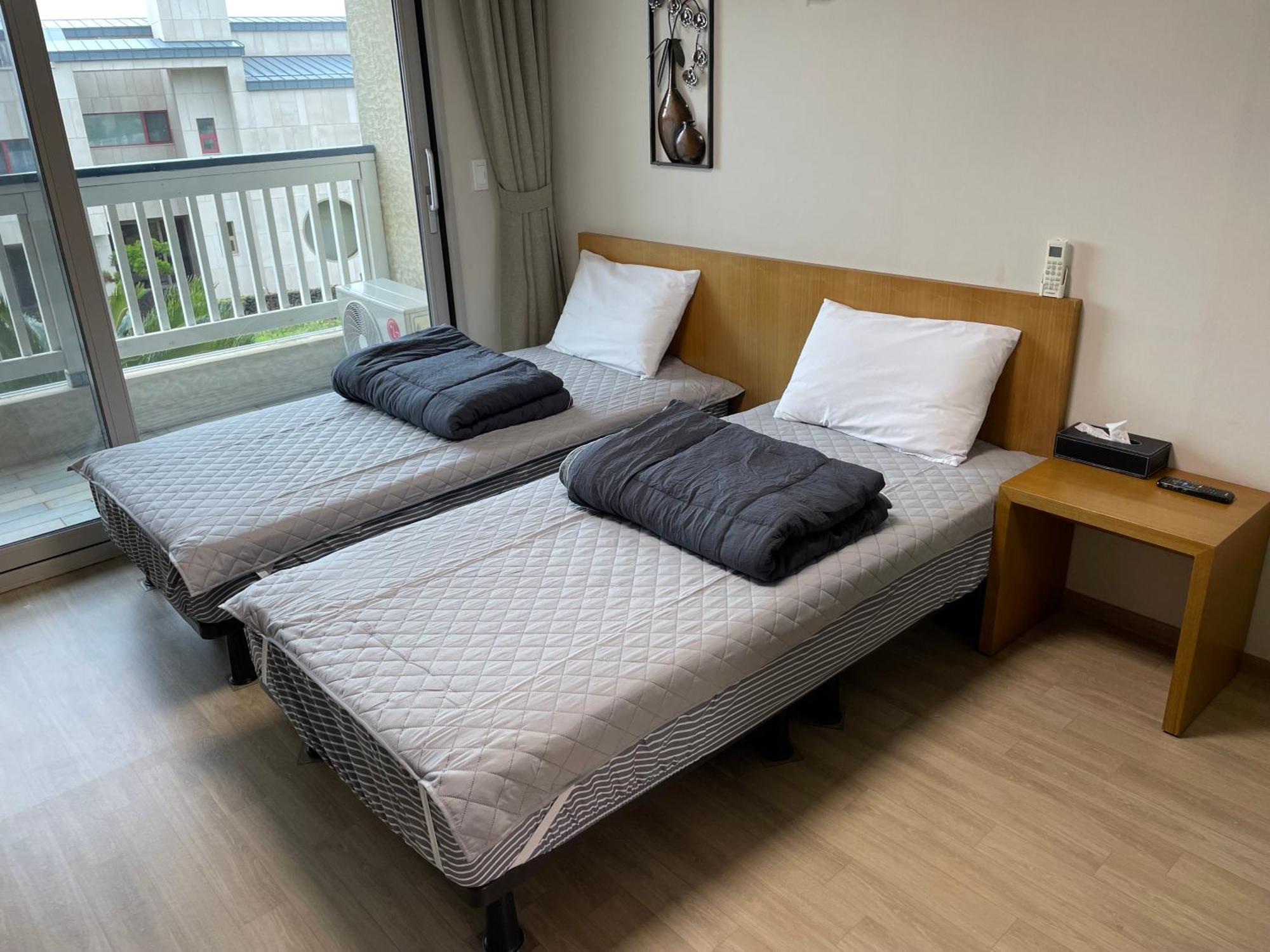 Jeju The Ocean Hill Pension مدينة سيوجويبو المظهر الخارجي الصورة