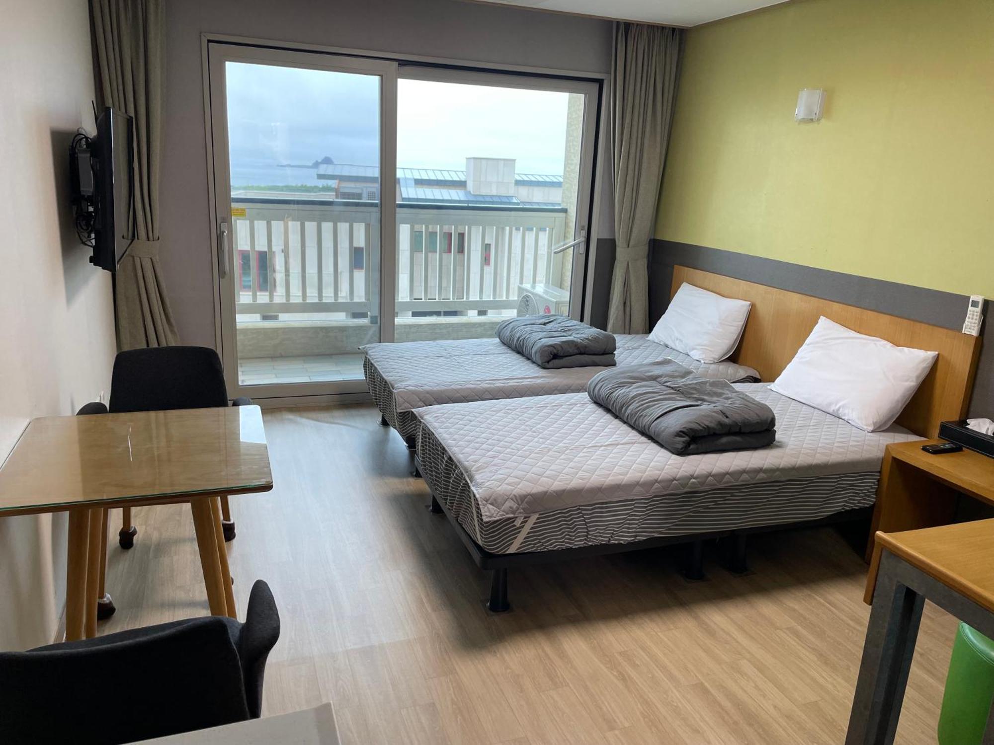 Jeju The Ocean Hill Pension مدينة سيوجويبو المظهر الخارجي الصورة