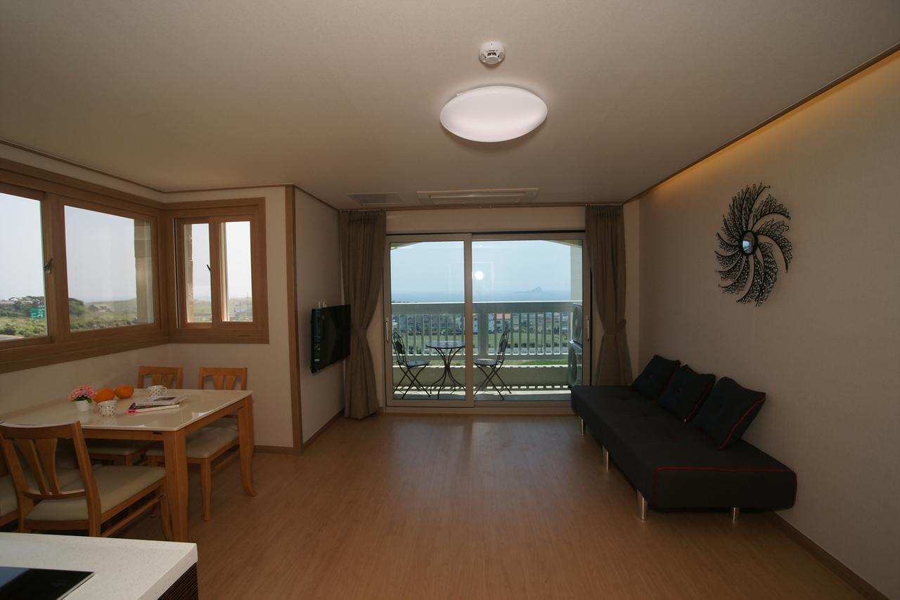 Jeju The Ocean Hill Pension مدينة سيوجويبو المظهر الخارجي الصورة