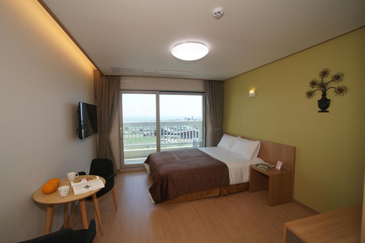 Jeju The Ocean Hill Pension مدينة سيوجويبو المظهر الخارجي الصورة